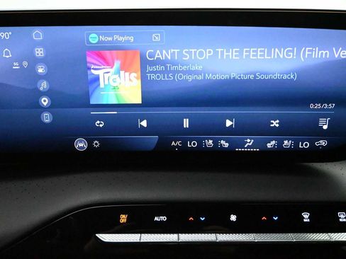 Used 2026 Buick Enclave Avenir w/ Super Cruise Package AWD/4WD image 17