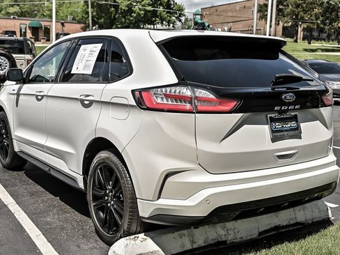 Certified 2023 Ford Edge ST-Line AWD/4WD image 8