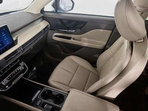 Used 2023 Lincoln Corsair AWD w/ Equipment Group 101A image 23