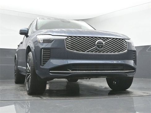 New 2026 Volvo XC90 T8 Plus image 42