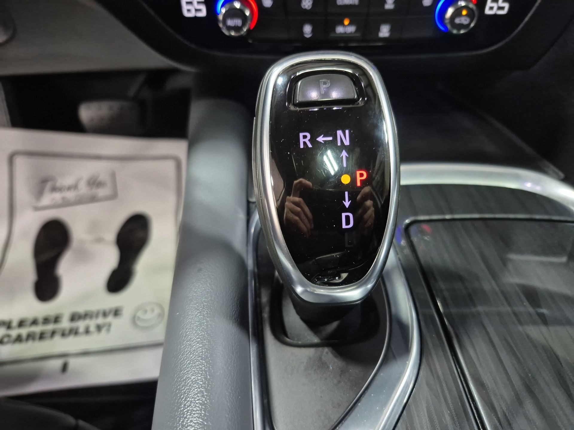 Used 2019 Buick Enclave Essence AWD/4WD image 16