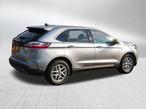 Used 2021 Ford Edge SEL AWD/4WD image 7