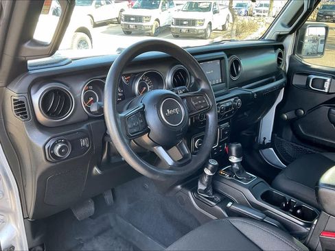 Used 2023 Jeep Wrangler Sport image 16