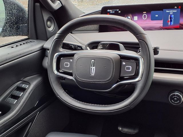 New 2025 Lincoln Navigator Reserve w/ Jet Appearance Package AWD/4WD image 10