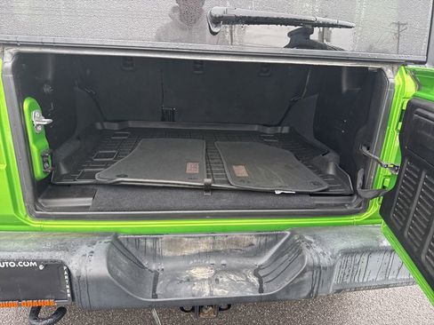 Used 2019 Jeep Wrangler Unlimited Sport S image 17
