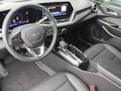 New 2026 Chevrolet Trax ACTIV w/ Driver Confidence Package image 2