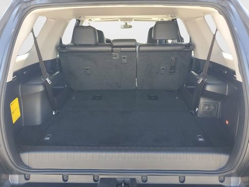 Used 2019 Toyota 4Runner Limited AWD/4WD image 9