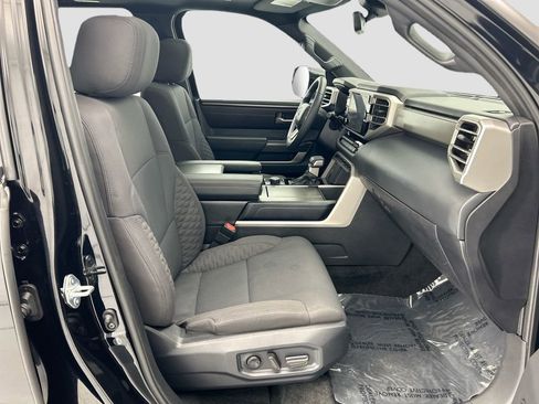 Used 2025 Toyota Sequoia SR5 AWD/4WD image 20