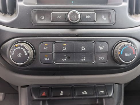 Used 2018 Chevrolet Colorado W/T w/ WT Convenience Package AWD/4WD image 13