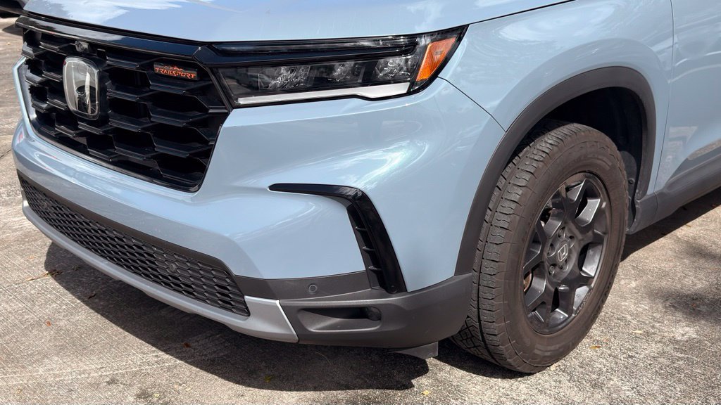 Used 2024 Honda Pilot TrailSport image 5