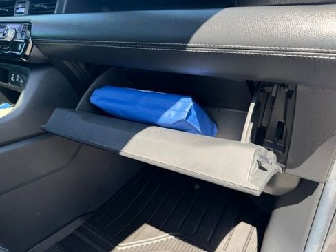 Used 2025 Honda Pilot Touring image 35