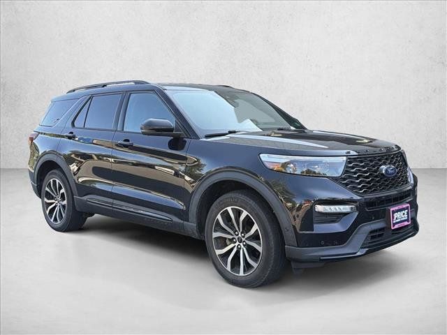 Used 2020 Ford Explorer ST w/ Premium Technology Package AWD/4WD image 3