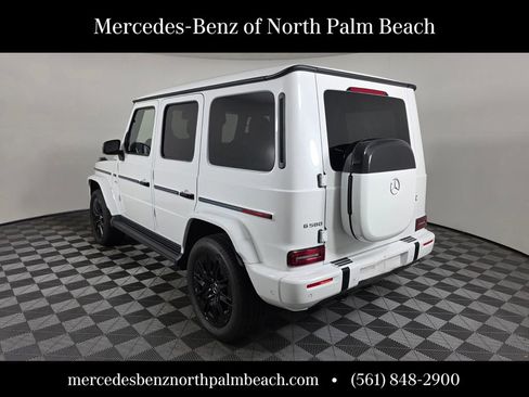 Certified 2025 Mercedes-Benz G 580 w/ EQ Technology image 4