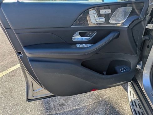 Used 2022 Mercedes-Benz GLS 450 GLS 450 image 9