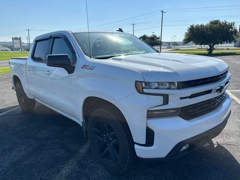 Used 2021 Chevrolet Silverado 1500 RST w/ Convenience Package II AWD/4WD image 3