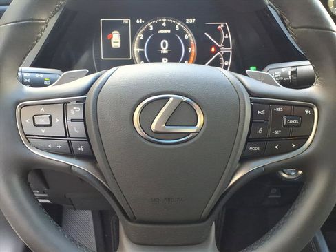 Certified 2024 Lexus ES 350 w/ Premium Package image 10