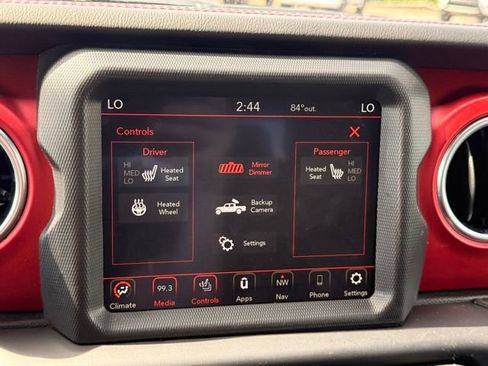 Used 2022 Jeep Gladiator Rubicon w/ Cold Weather Group AWD/4WD image 35