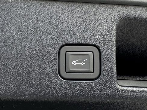 New 2026 Chevrolet Equinox EV RS image 25