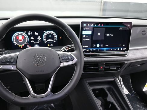 New 2026 Volkswagen Tiguan S FWD image 37