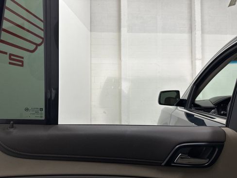 Used 2020 Chevrolet Tahoe LT image 59