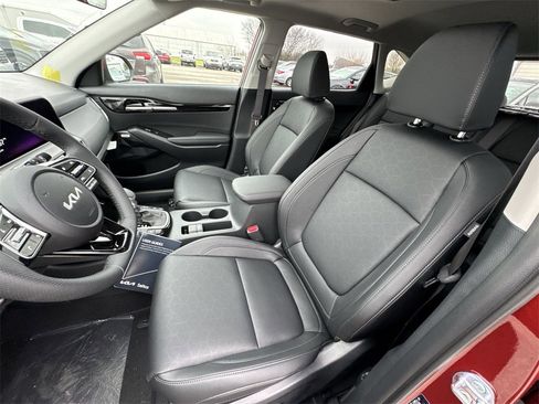 Used 2026 Kia Seltos SX image 11