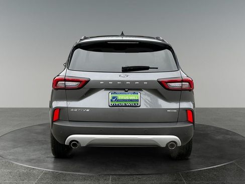 Used 2023 Ford Escape Active w/ Tech Pack #1 AWD/4WD image 8