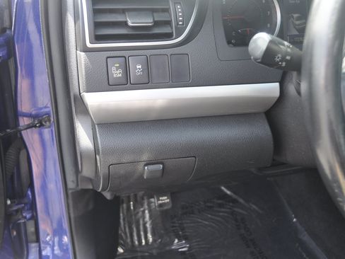 Used 2015 Toyota Camry XSE w/ Moonroof Package FWD image 17