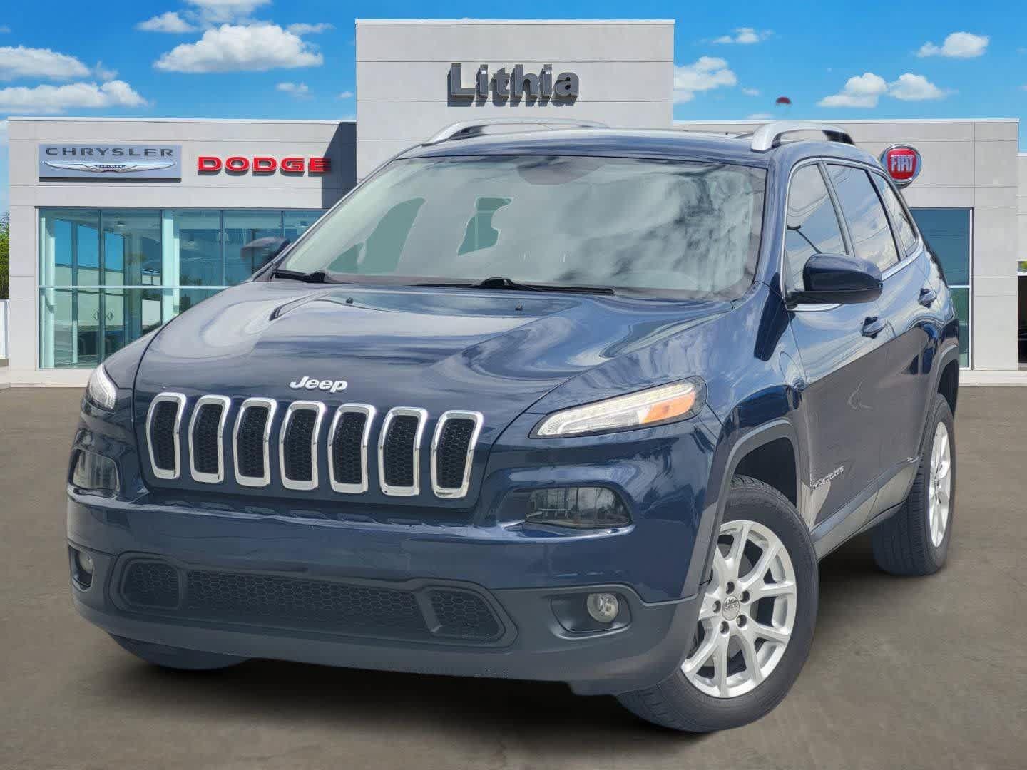 Used 2018 Jeep Cherokee Latitude Plus FWD image 1