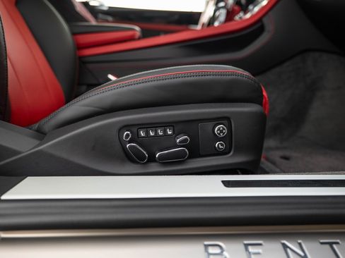Used 2022 Bentley Continental GT image 39