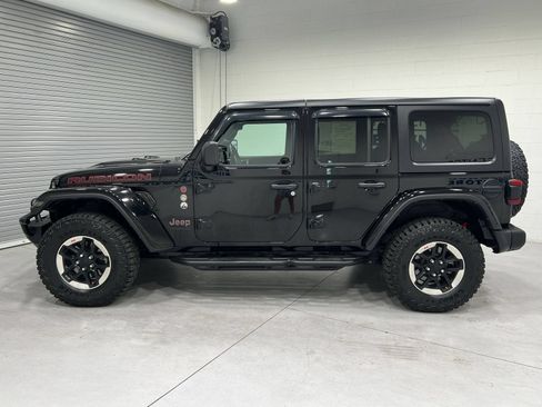 Used 2022 Jeep Wrangler Unlimited Rubicon w/ Steel Bumper Group AWD/4WD image 5