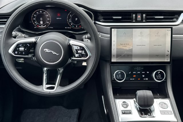 New 2026 Jaguar F-PACE R-Dynamic S AWD/4WD image 13