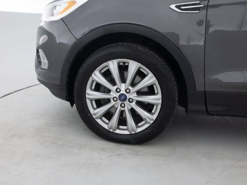 Used 2017 Ford Escape Titanium w/ Equipment Group 301A FWD image 18
