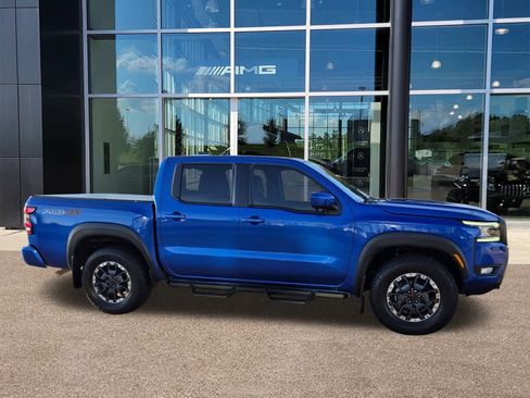 Used 2025 Nissan Frontier PRO-4X w/ Tow Package image 3