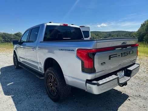 Used 2022 Ford F150 Lightning Lariat AWD/4WD image 6