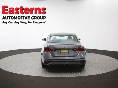 Used 2024 Nissan Altima 2.5 S FWD image 35