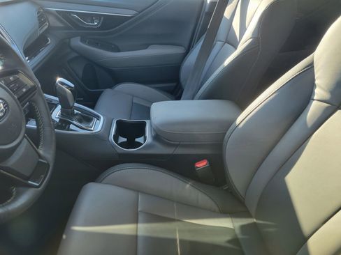 Certified 2024 Subaru Outback Onyx Edition image 7