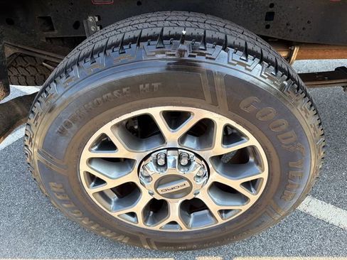 Used 2020 Ford F250 Lariat w/ Lariat Ultimate Package image 17