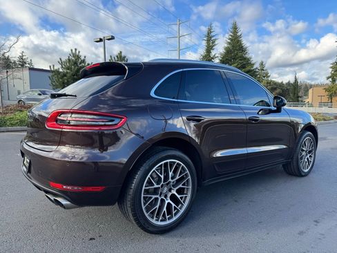 Used 2018 Porsche Macan S image 11
