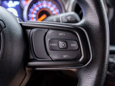 Used 2022 Jeep Wrangler Unlimited Sport AWD/4WD image 30