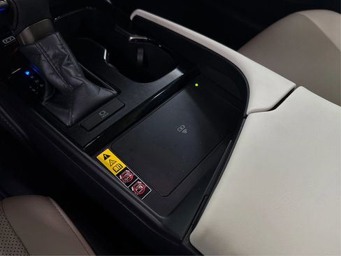 Used 2025 Lexus ES 350 ES 350 Sedan 4D image 29