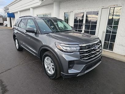 Used 2025 Ford Explorer Active