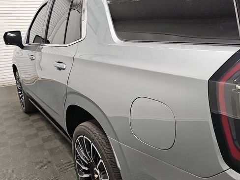Used 2026 Chevrolet Tahoe High Country AWD/4WD image 7