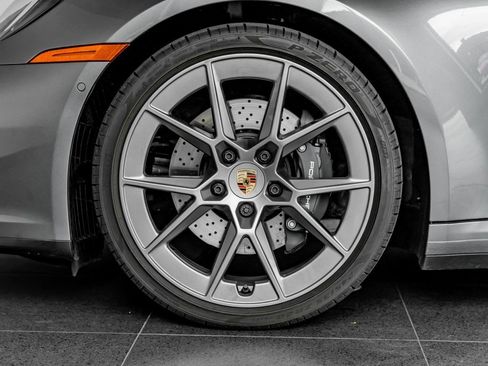 Certified 2025 Porsche 911 Carrera image 11