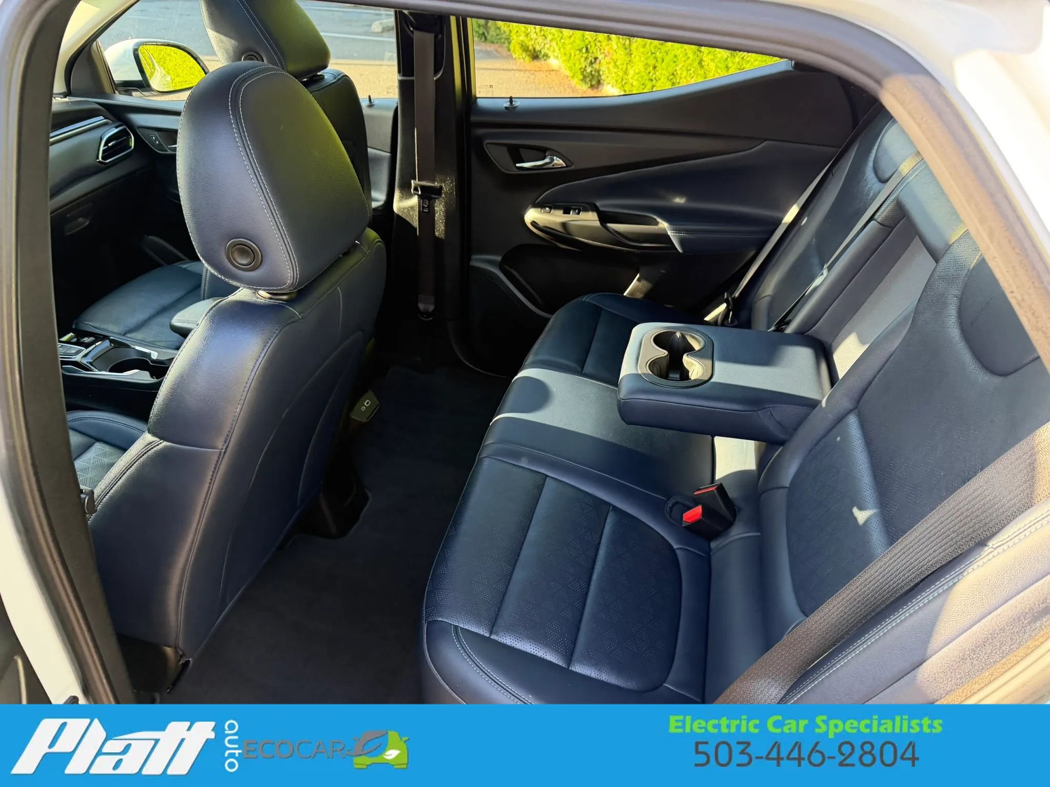 Used 2022 Chevrolet Bolt EUV Premier w/ Sun & Sound Package FWD image 36