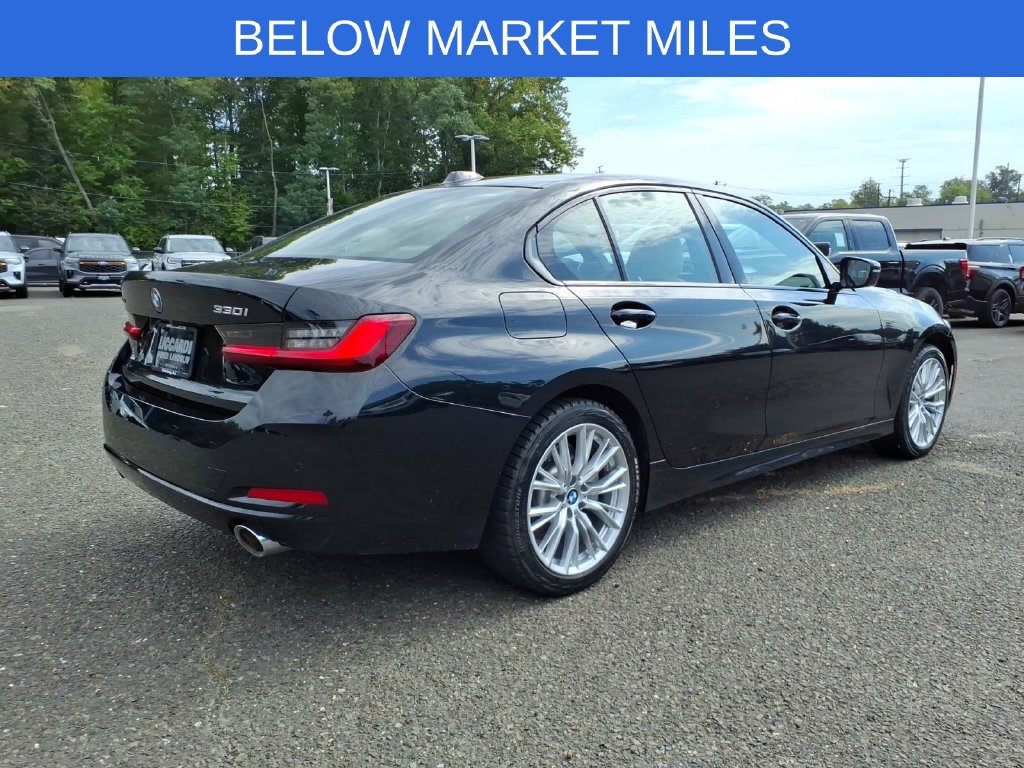 Used 2023 BMW 330i xDrive Sedan w/ Premium Package AWD/4WD image 7