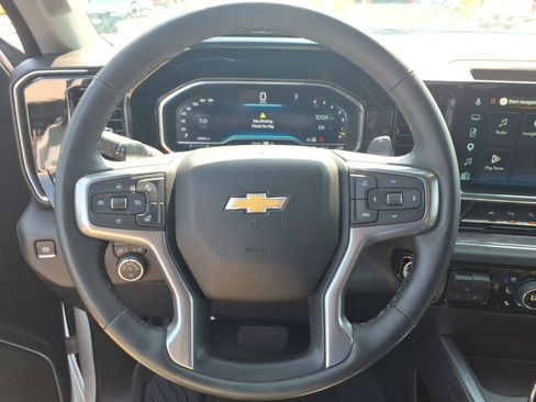 Used 2025 Chevrolet Silverado 1500 LTZ w/ Z71 Off-Road Package AWD/4WD image 19