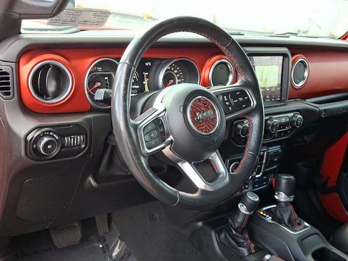 Used 2019 Jeep Wrangler Unlimited Rubicon w/ Dual Top Group image 25