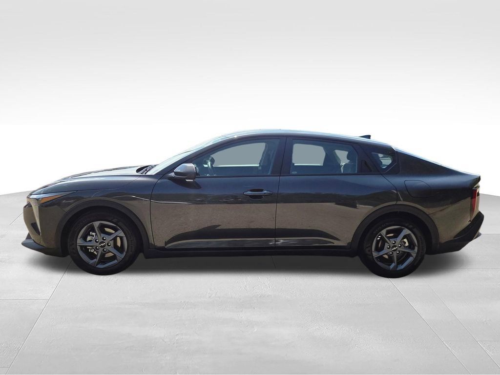 Used 2026 Kia K4 FWD image 4