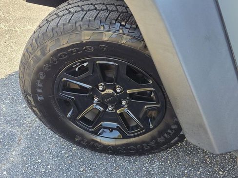 Used 2014 Jeep Wrangler Sport image 27