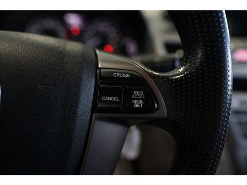 Used 2015 Honda Odyssey LX image 21